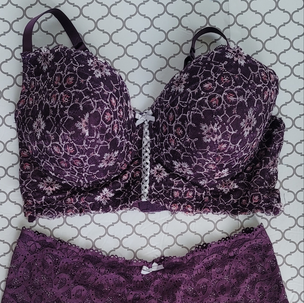 Kiss & Tell Bra